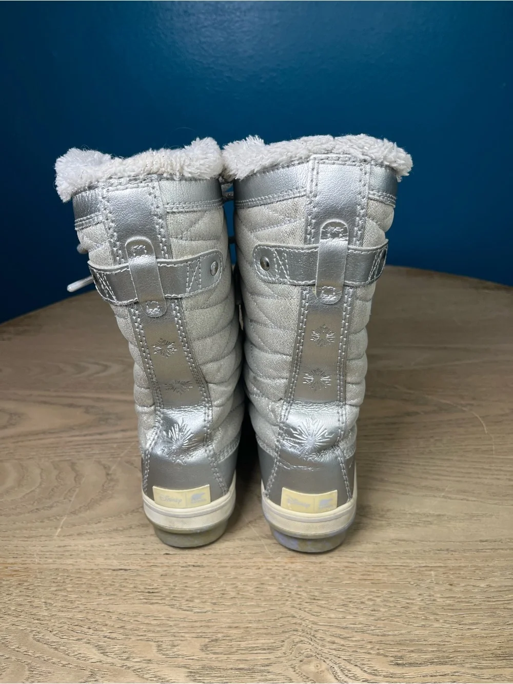 Sorel Disney Frozen Tofino II Waterproof Insulated Snow Boots Girls 4 Silver